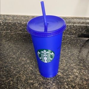 2020 edition Starbucks blue color changing cup
